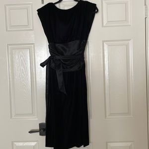 Black velveteen & satin rushing with belt dress, open back, size 4